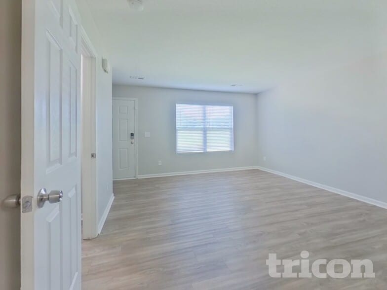 Building Photo - 1613 Brookgreen Ave