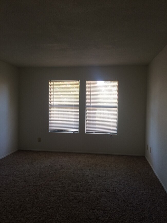 Building Photo - Beautiful 55+ Ahwatukee neighborhood spacious 2/br 2/ba home -  Rent Includes membership to Ahwat...