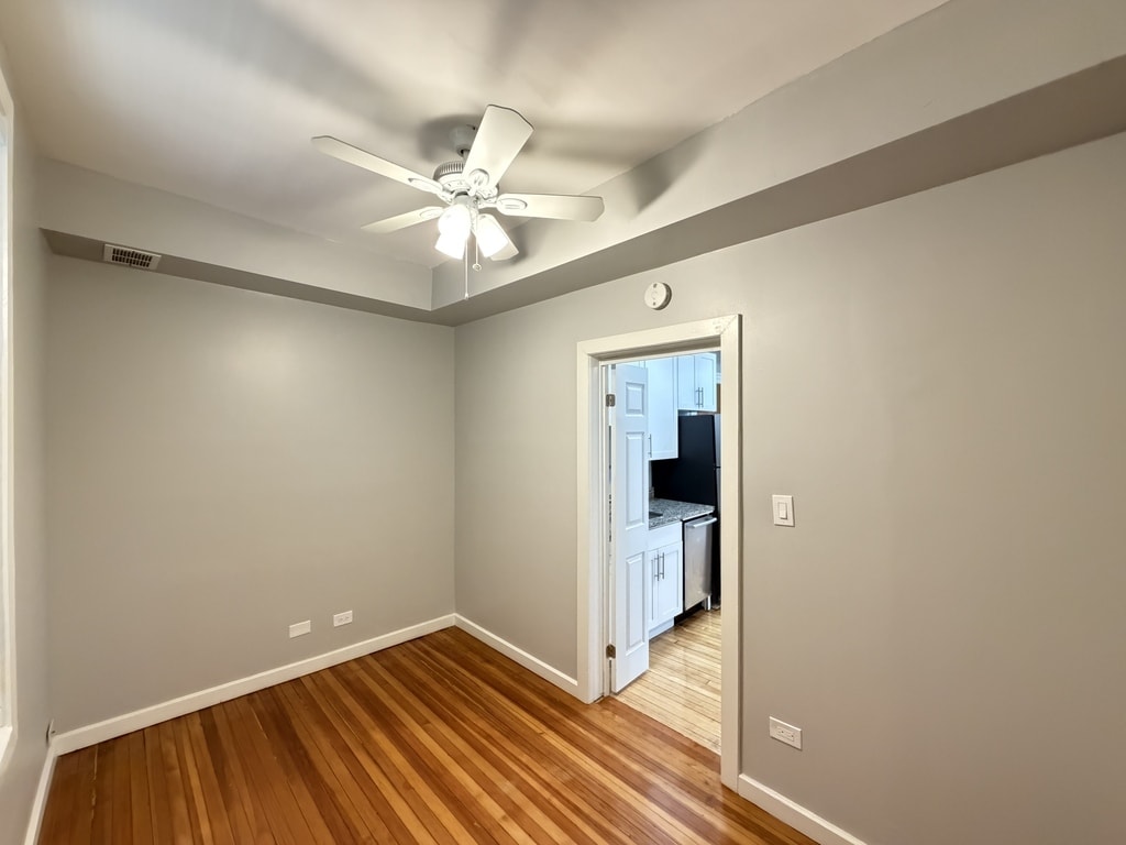 Building Photo - 2236 W Belden Ave