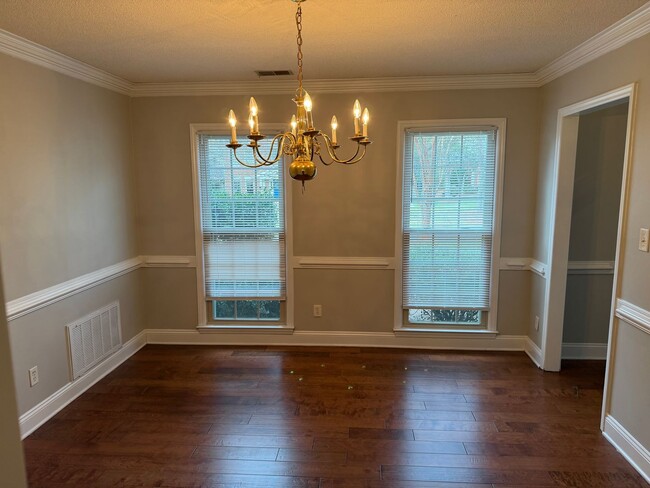 Building Photo - Spacious Four Bedroom Home Near Quail Hollow Neighborhoods!