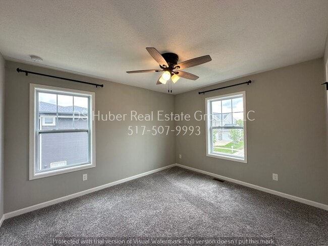 Building Photo - 2960 Medinah Dr