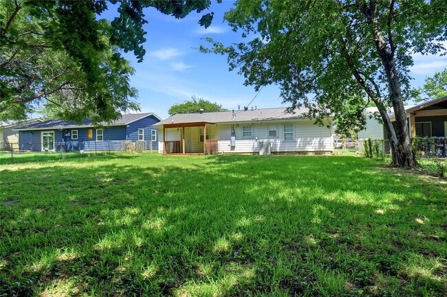 Building Photo - 1013 Irion Dr