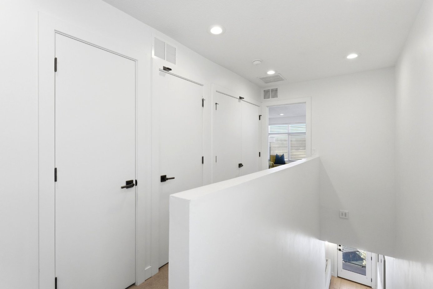 Building Photo - 275 W 800 S