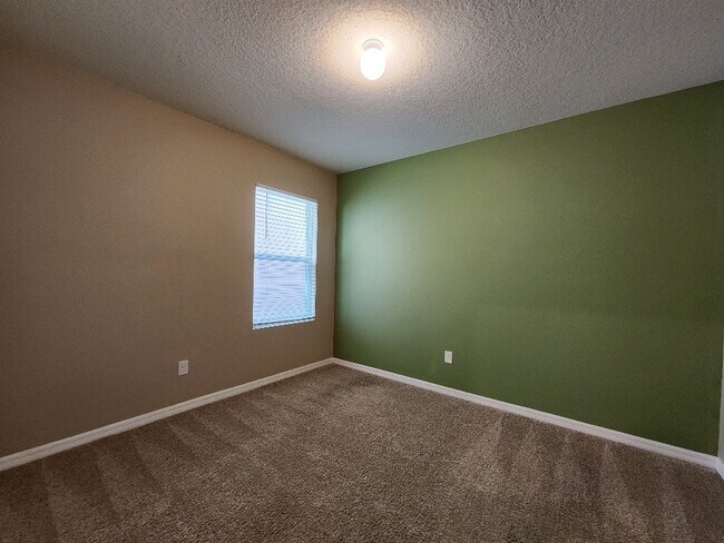 Building Photo - Gorgeous 2020 Construction, LIKE NEW!!! 3-Bedroom, 2-Bathroom