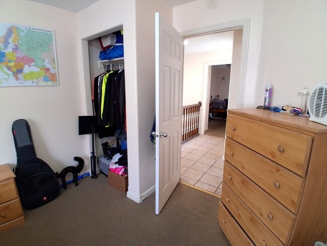 Building Photo - 654 E 700 N