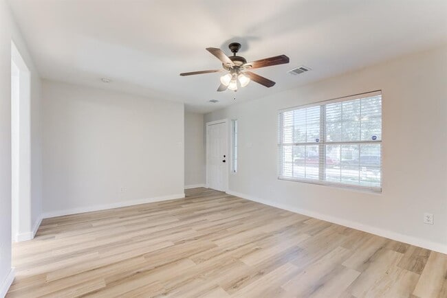 Building Photo - 12507 Rio Bravo St
