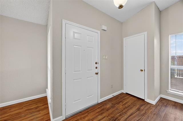 Building Photo - 2724 Countryside Ln