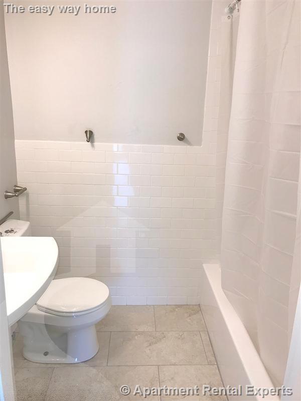 Building Photo - 134 Summer St