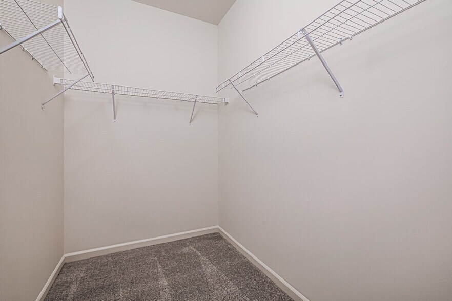 Building Photo - 753 Shepard Rock Dr