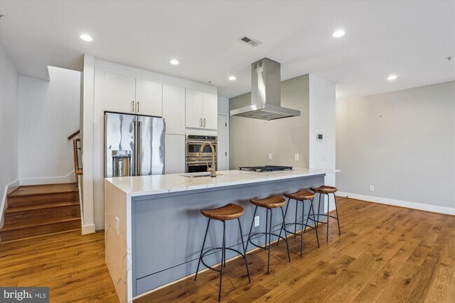 Building Photo - 1844 3rd St NW