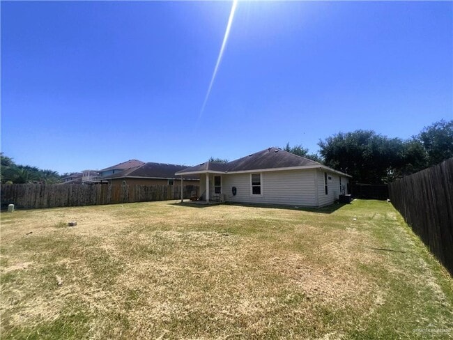 Building Photo - 608 Steamboat Dr
