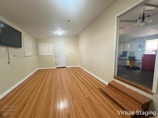 Building Photo - 128 Oxbow Marina Dr