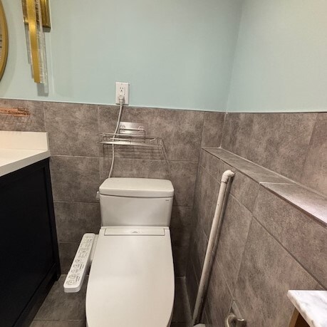 Building Photo - 41 Cedar St