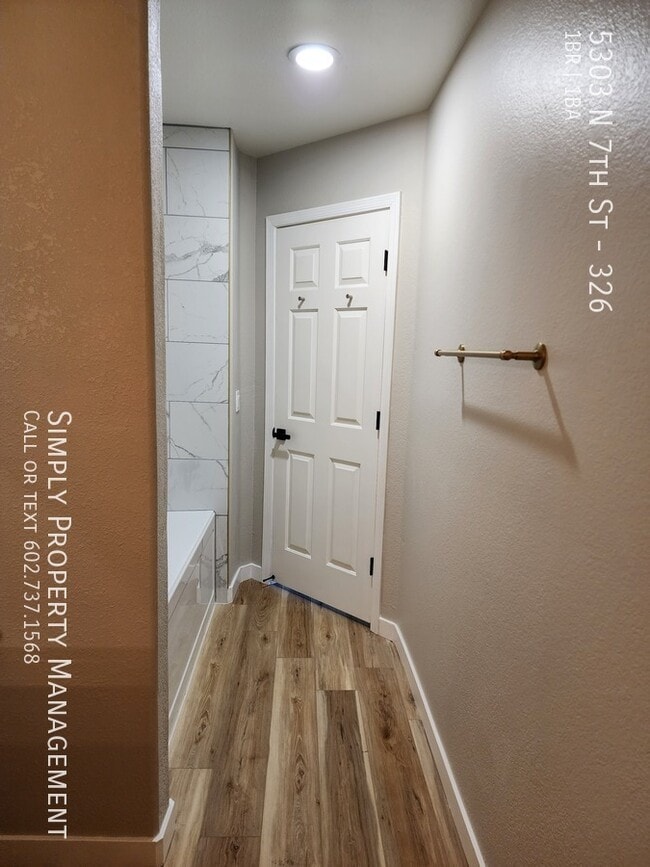 Building Photo - 5303 N 7th St