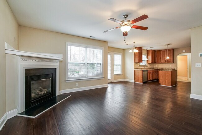 Building Photo - 601 Monterey Pine Dr