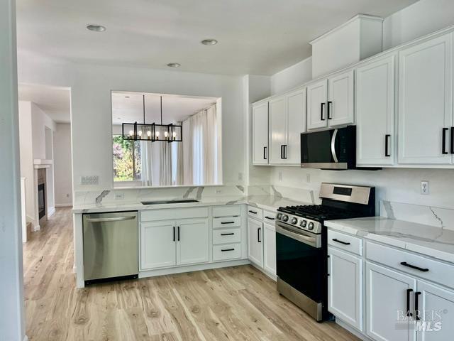 Building Photo - 4633 Sorrento Way