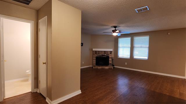 Building Photo - 2604 Bandera Pl