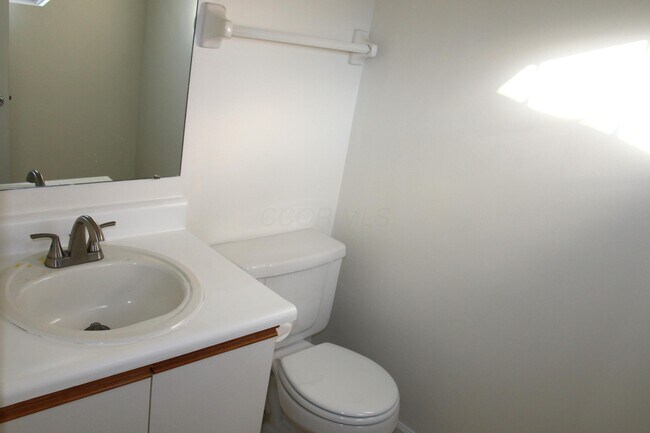 Building Photo - 5702 Mango Ln