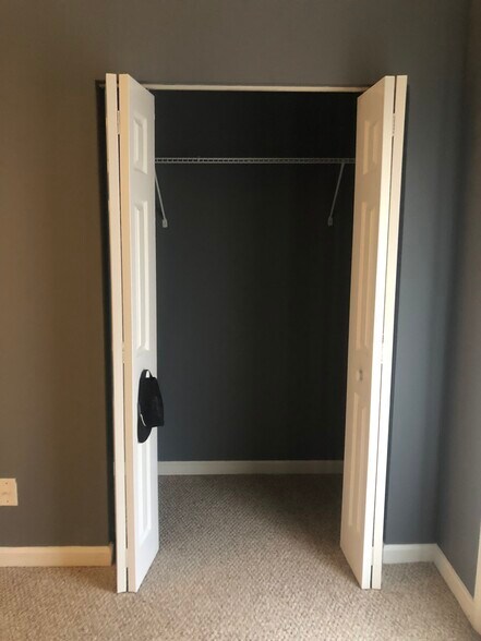 Building Photo - 2 E Wheeling St