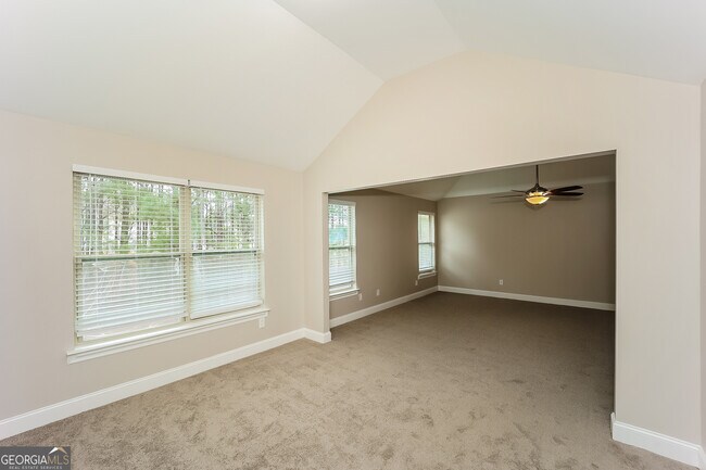 Building Photo - 315 Alamosa Path SW