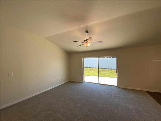 Building Photo - 8190 N Wakefield Dr