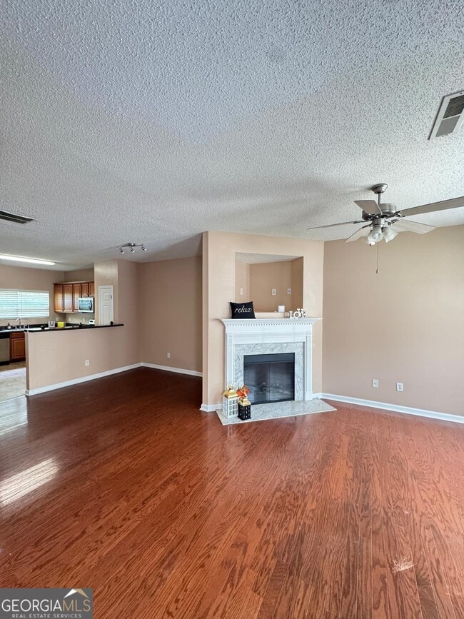Building Photo - 4861 W Park Cir
