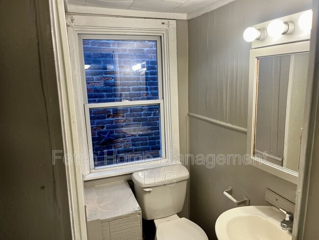 Building Photo - 346 Beaver St