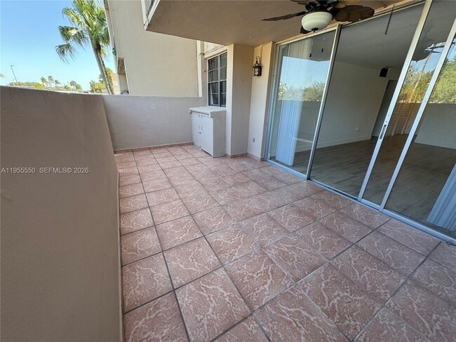 Building Photo - 10425 SW 112th Ave