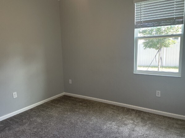 Building Photo - 1125 Saguaro St