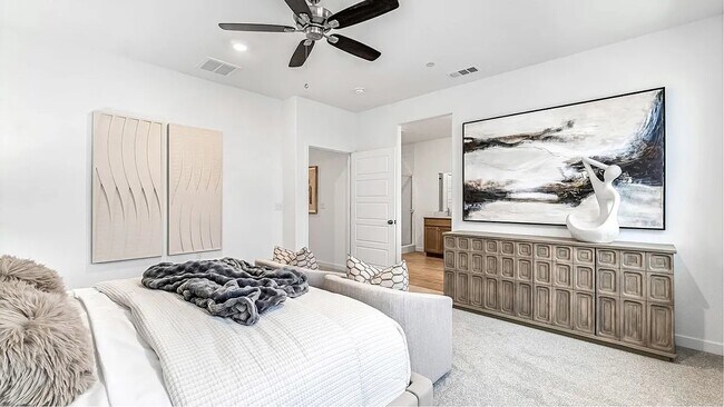 Building Photo - 12651 Camino Glorieta