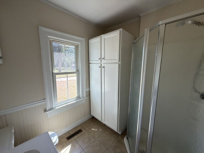 Building Photo - RENTAL HOME 3BD/2BTH
