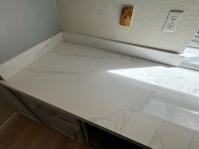 Building Photo - Spacious Pleasanton Home