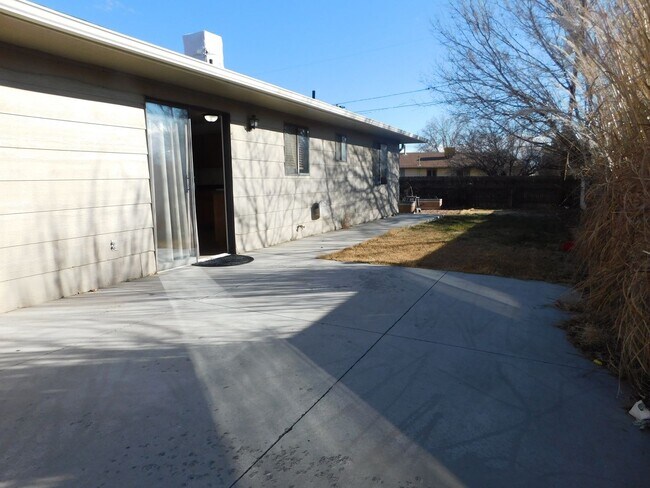 Building Photo - 3309 Delicious Dr