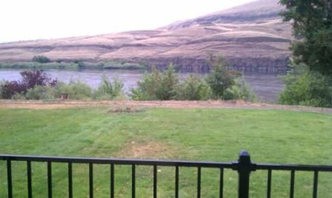 Building Photo - Asotin Home