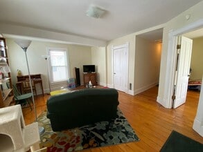 Building Photo - 947 E Gorham St