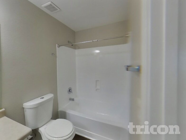 Building Photo - 4151 E Aragonite Ln
