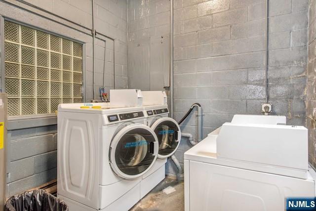 Building Photo - 6715 Polk St