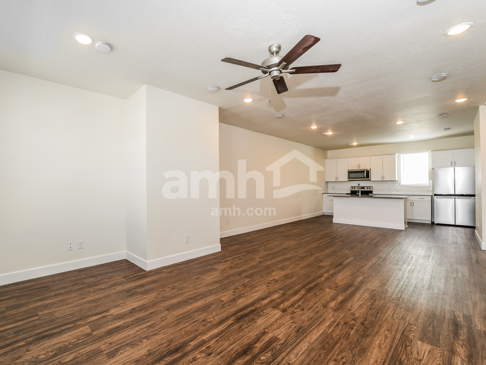 Building Photo - 6037 W Copperhawk Dr