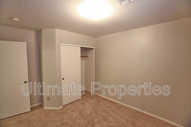 Building Photo - 15710 N 34th St