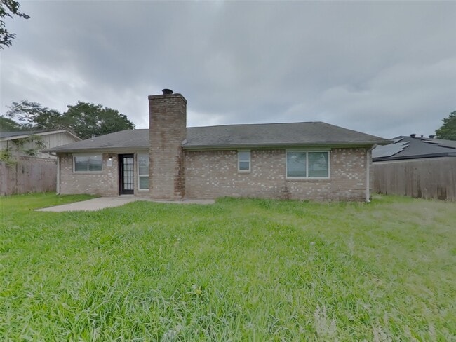 Building Photo - 7318 Foxway Ln