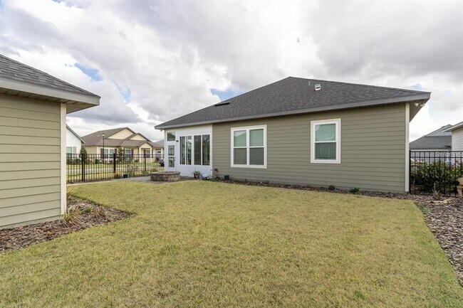 Building Photo - 11876 SW 29th Pl