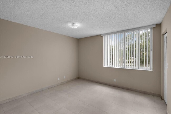 Building Photo - 4015 W McNab Rd
