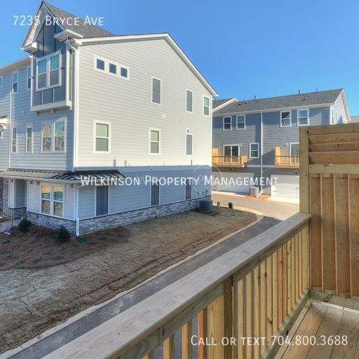 Building Photo - Very Nice 4 bedrooms 3.5 baths, energy-eff...