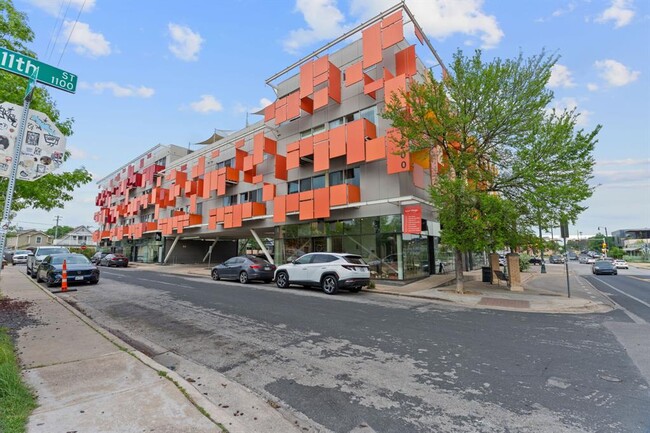Building Photo - 1200 E 11th St