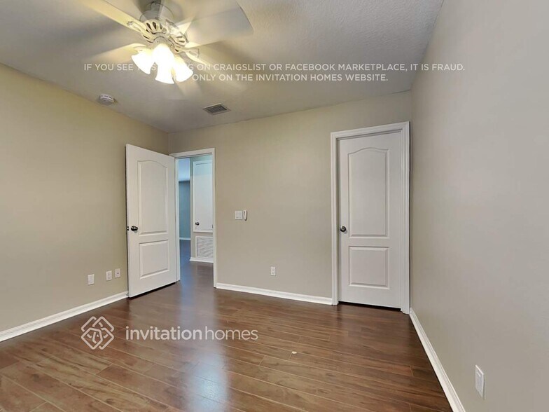 Building Photo - 6637 Waterton Dr