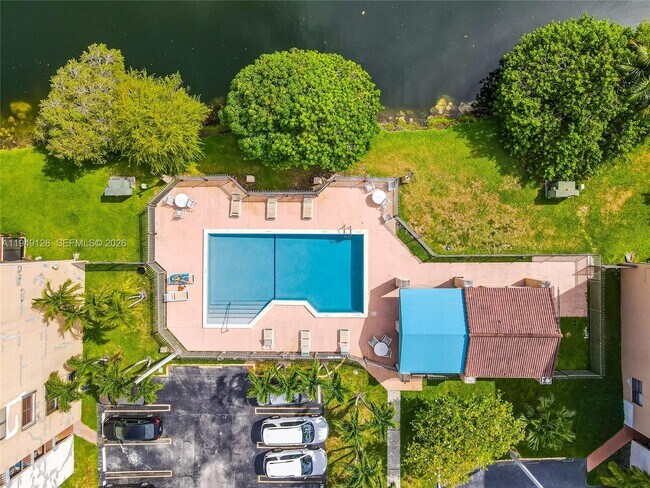 Building Photo - 10257 NW 9th St Cir