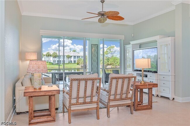 Building Photo - 5000 Royal Shores Dr