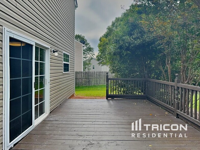 Building Photo - 3879 Williamston Park Ct