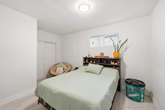 Building Photo - 1208 N 31st Ave