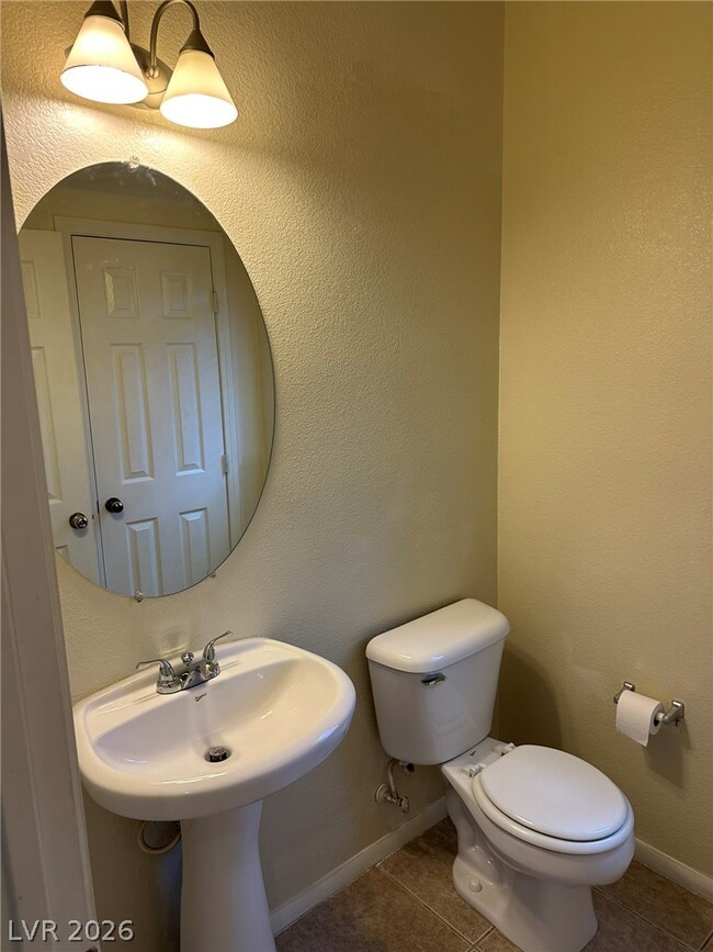 Building Photo - 10060 Bonterra Ave